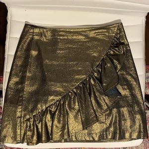 CB shiny gold ruffle skirt